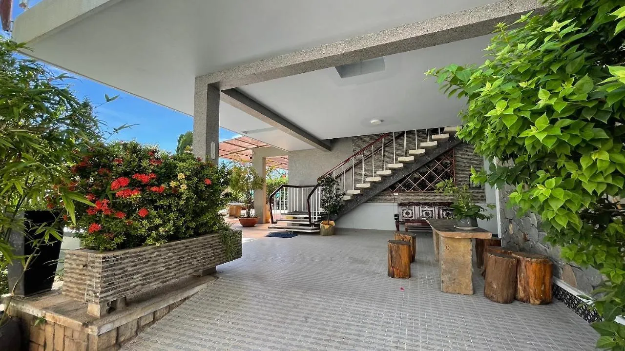 Ananas Beach Hotel Vung Tau 0*,